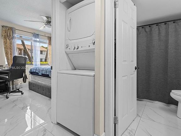 5th image of 232 NW 60th Ave #232