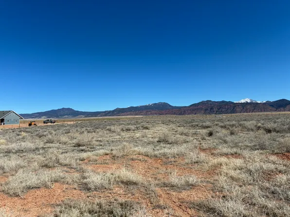 4951 N Kane Springs Rd, Parowan, UT 84761