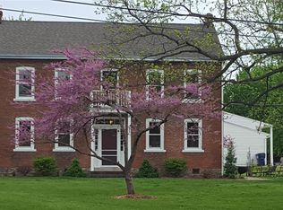 2 McMenamy Rd, Saint Peters, MO 63376