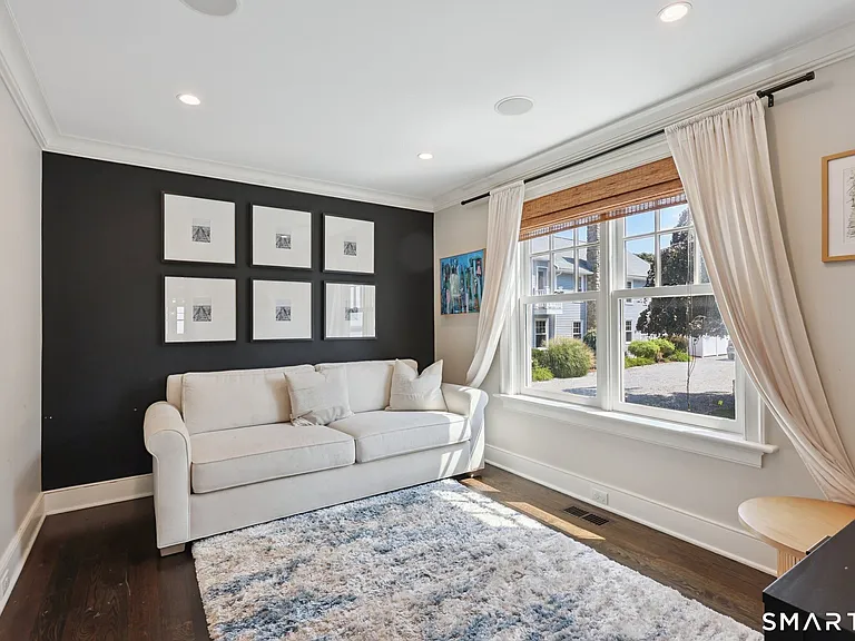 19 Middle Beach Rd — Photo 8