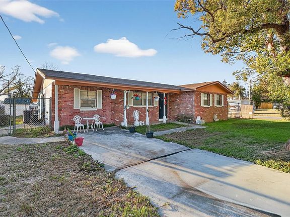 2nd image of 505 Clearfield Rd