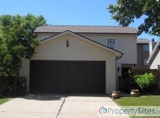 2905 Bluegrass Ct, Columbia, MO 65201