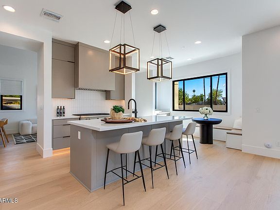 3rd image of 8509 E Malcomb Drive