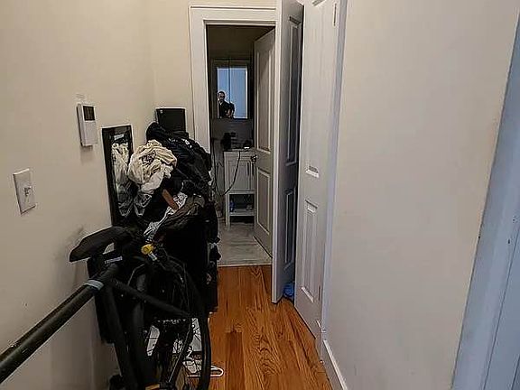 4th image of 162 W 80th St APT 4H