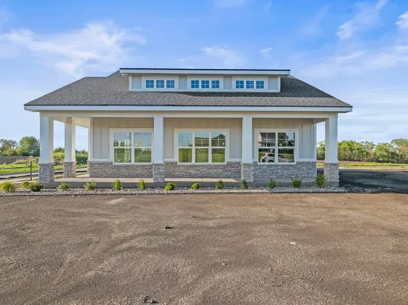 3161 Devonshire Pkwy, Clive, IA 50325