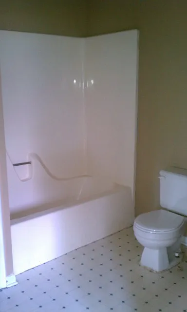 2 bed, 1000 sqft, $1,300 — Photo 3