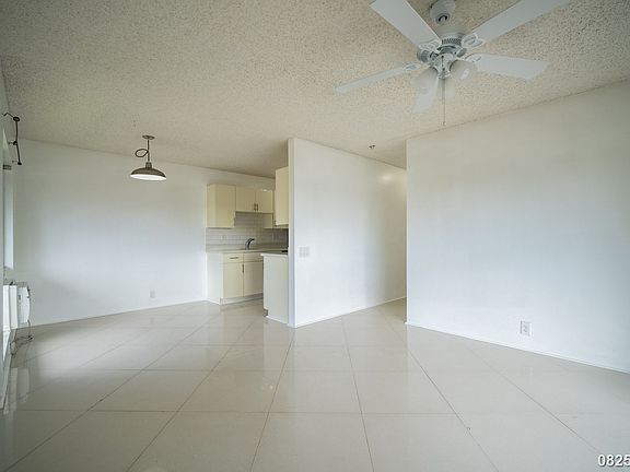 3rd image of 91-1149 Puamaeole St APT 22T