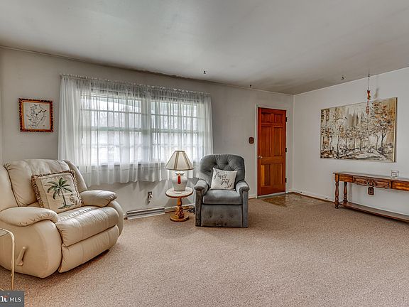 2nd image of 9615 Kline Dr