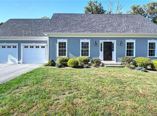 4 Tall Wood Dr, East Hampton, CT 06424