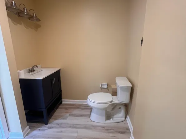 G3 Avon Dr, East Windsor, NJ 08520