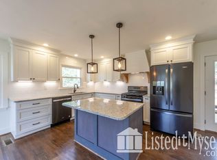 3368 Valley Park Dr, Vestavia, AL 35243