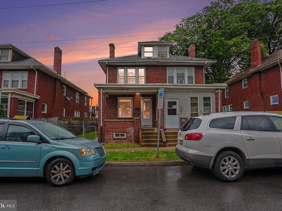 1st image of 2717 Reel St