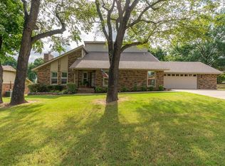 1502 N 9th St, Van Buren, AR 72956