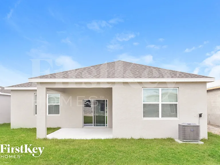 327 Corbel Ln — Photo 15