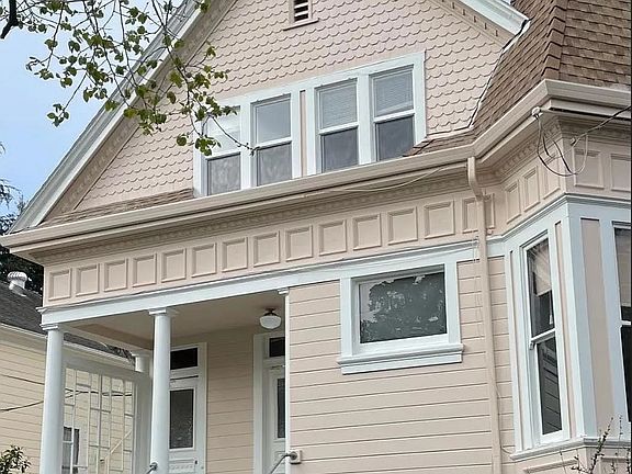 2nd image of 2228 McKinley Ave #1