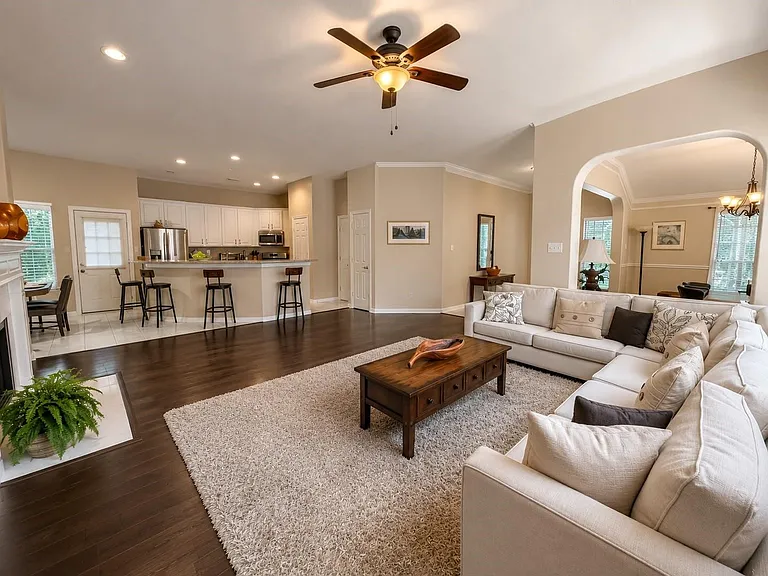 15 Bayou Springs Ct — Photo 9