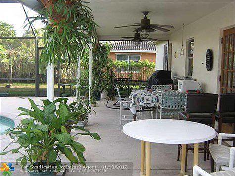 3rd image of 843 Ramblewood Dr