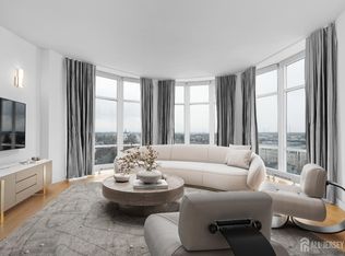 20 Livingston Ave, New Brunswick, NJ 08901