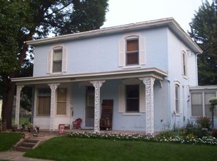 420 Walnut St, Burlington, IA 52601