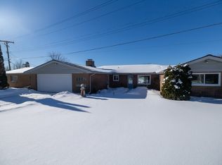 504 Burgess Dr, White Lake, MI