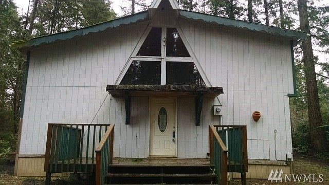 1st image of 14015 133rd St Ct N