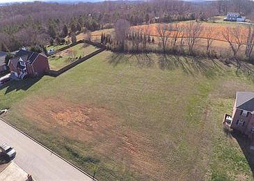 1st image of 782 Oakley Glen Ln