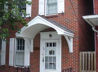 114 S Maple Ave, Martinsburg, WV 25401