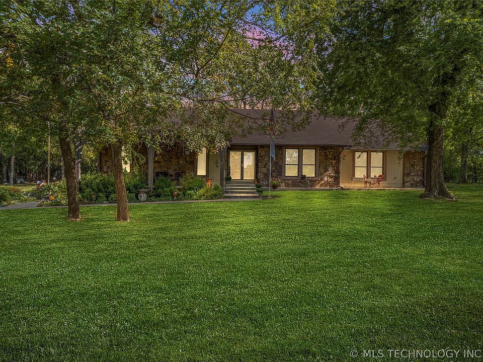 1st image of 13833 S 200th East Ave