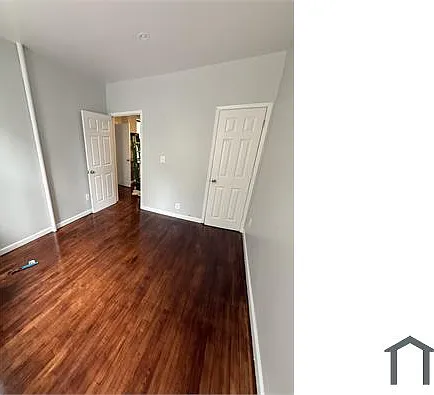 2408 Cambreleng Ave #3 — Photo 4