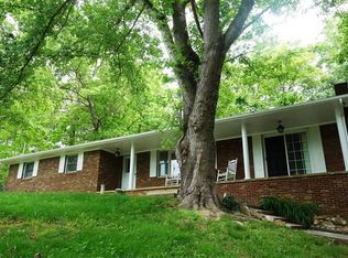 225 Cherokee Cir, Erwin, TN 37650