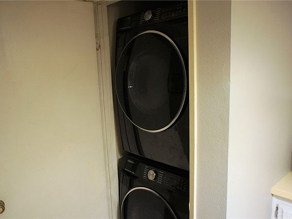 4th image of 2500 E 4th St APT 206