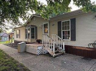601 W Walnut St, Eldon, IA 52554