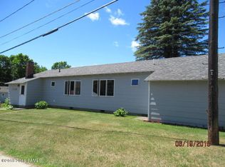 3 Federal St, Pt Henry, NY 12956