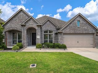 939 Bentley Dr, Roanoke, TX 76262