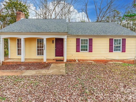 2nd image of 3552 Braewick Pl