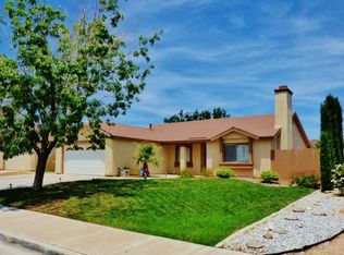3031 Richland Ave, Rosamond, CA 93560