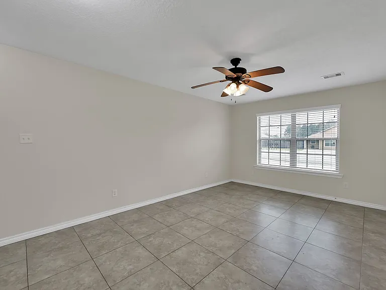 167 S Bend Ct — Photo 8