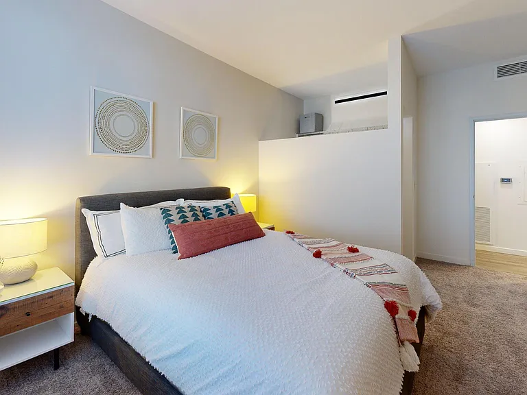 Innova Apartments — Photo 9