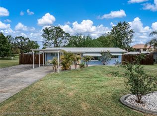 34 Chickasaw St, Lake Placid, FL 33852