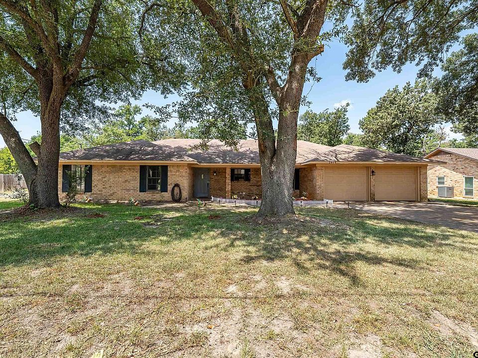 1st image of 2814 Pineview Dr