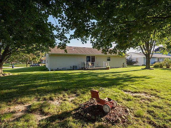 3rd image of 5616 Stonefield ROAD