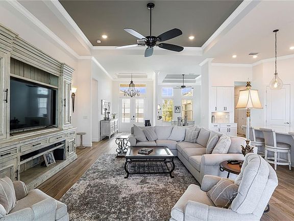 5th image of 18245 Wildblue Blvd