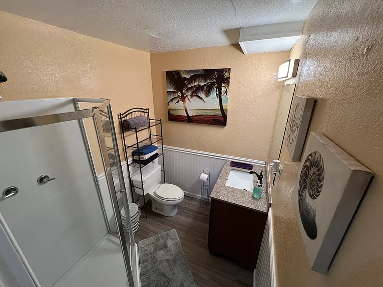 455 Moser Ave #8 — Photo 7