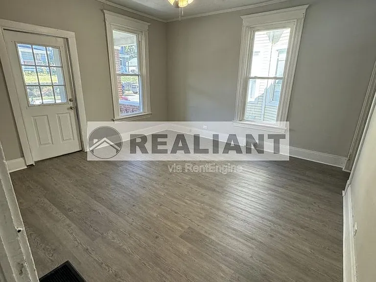 4516 Huntington Ave — Photo 3