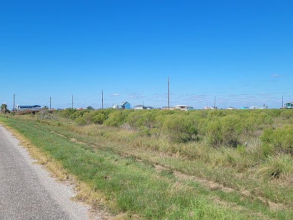 2nd image of 88 Green Oak Ln