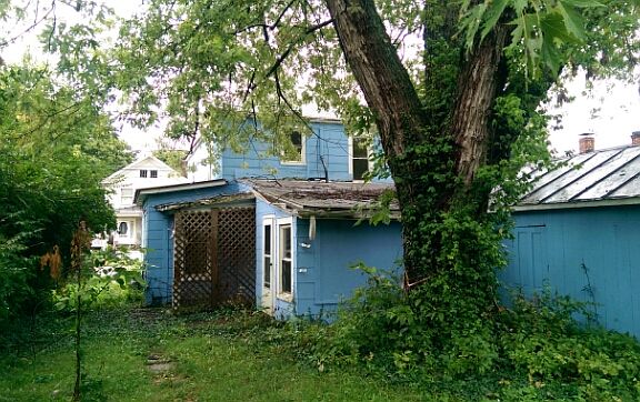 3rd image of 119 S Main St