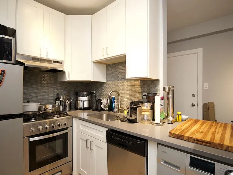 511 W Belmont Ave #43 — Photo 4