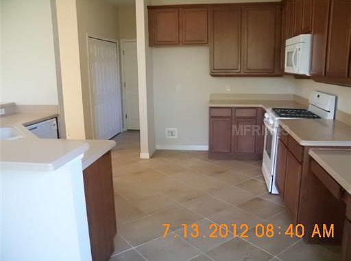2nd image of 218 Blue Crystal Dr