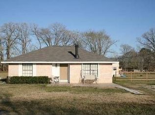 9 Fairchild Ln, Huntsville, TX 77320