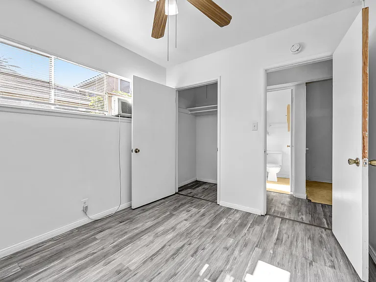56 N Parkwood Ave #1 — Photo 6